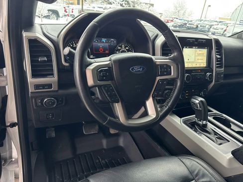 Used 2017 Ford F150 Lariat image 23