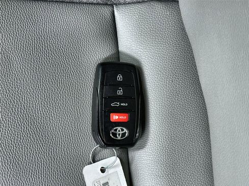 Used 2026 Toyota Camry SE w/ Convenience Package AWD/4WD image 32