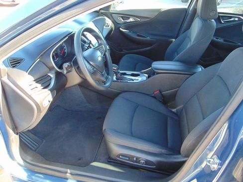 Used 2024 Chevrolet Malibu LT image 10