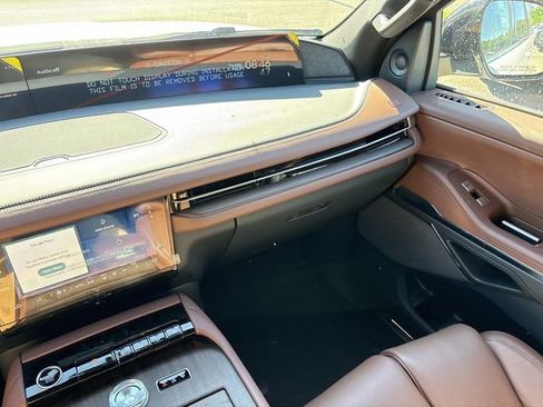 New 2026 Lincoln Navigator Reserve AWD/4WD image 15
