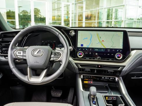 Used 2026 Lexus TX 350 FWD w/ Technology Package image 17