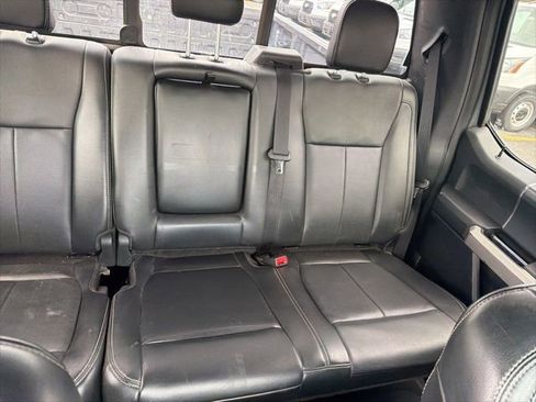 Used 2019 Ford F150 Lariat w/ Equipment Group 502A Luxury image 13