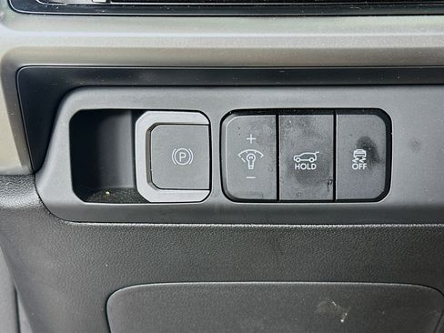 Used 2025 Hyundai Santa Fe SEL AWD/4WD image 17