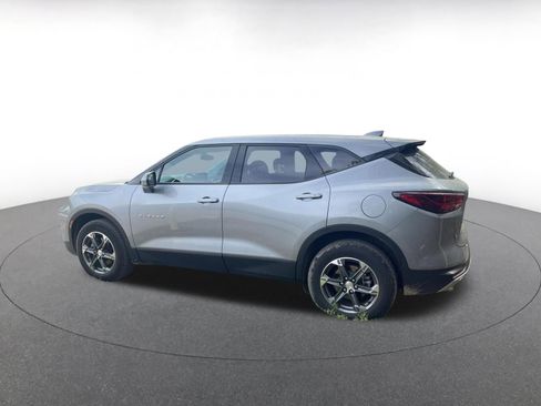 Used 2025 Chevrolet Blazer LT image 5
