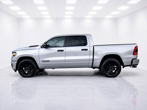 Used 2023 RAM 1500 Laramie AWD/4WD image 5