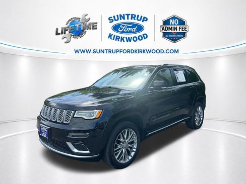 Used 2018 Jeep Grand Cherokee Summit w/ Platinum Series Group AWD/4WD image 9