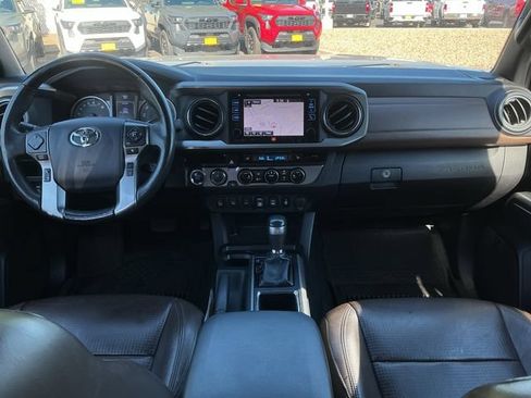 Used 2018 Toyota Tacoma Limited AWD/4WD image 21