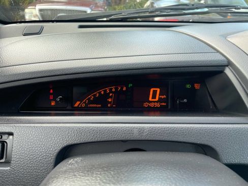 Used 2004 Suzuki Aerio S image 17