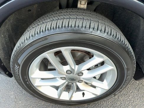 Certified 2024 Dodge Durango GT image 21