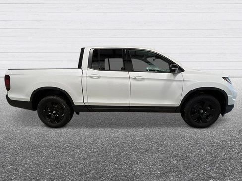 New 2026 Honda Ridgeline Black Edition image 8