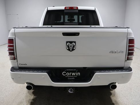 Used 2017 RAM 1500 Sport image 3