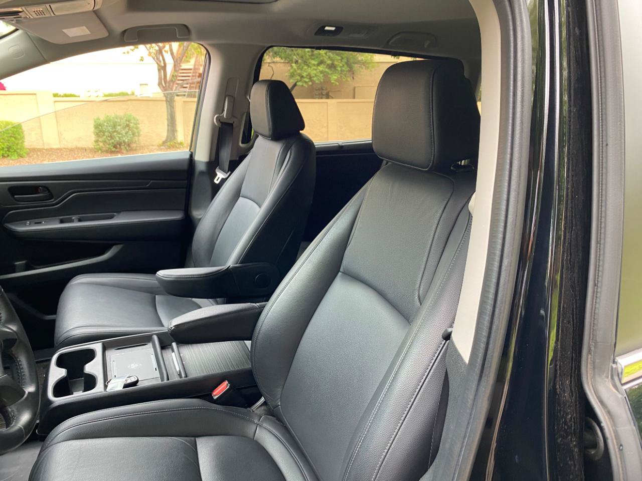 Used 2025 Honda Odyssey EX-L image 29