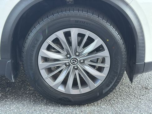 Used 2025 MAZDA CX-90 Plug-In Hybrid w/ Preferred AWD/4WD image 37