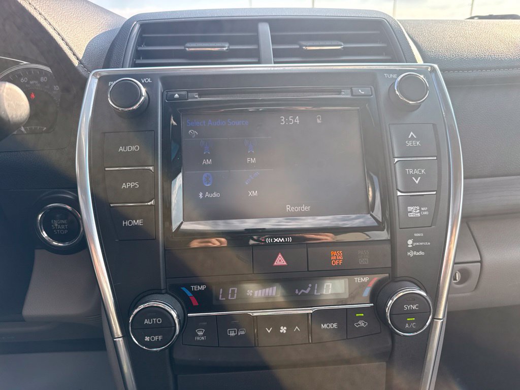Used 2016 Toyota Camry XLE w/ Moonroof Package FWD image 14
