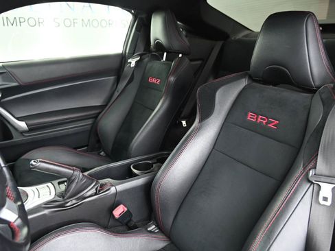 Used 2018 Subaru BRZ Limited w/ Popular Package #2 RWD image 17
