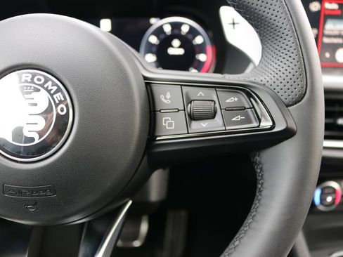 New 2025 Alfa Romeo Stelvio Sprint image 43