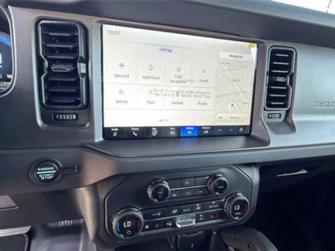 New 2025 Ford Bronco Badlands w/ Sasquatch Package image 25