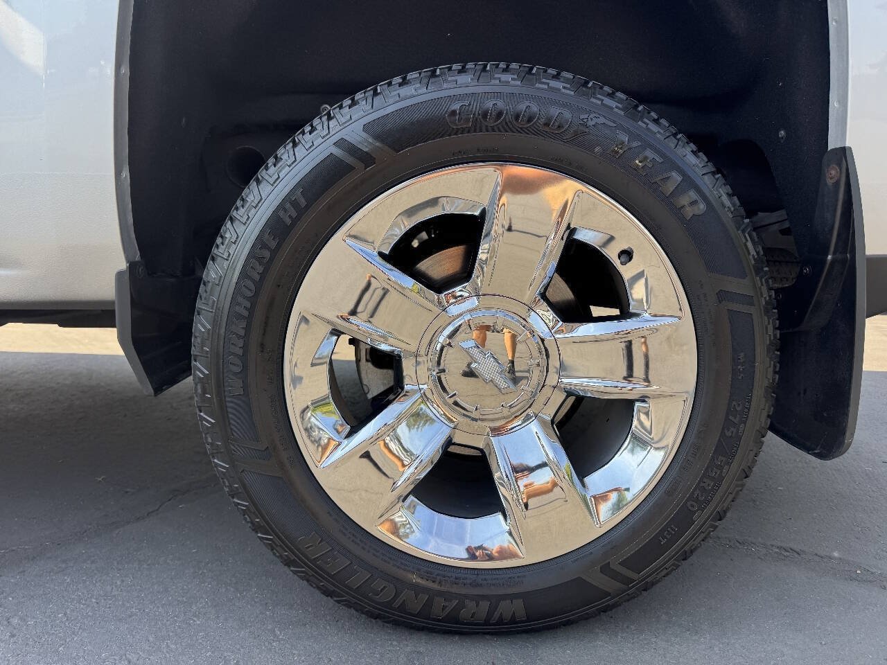 Used 2017 Chevrolet Silverado 1500 LT w/ All Star Edition AWD/4WD image 20