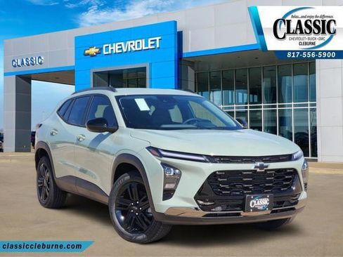 New 2026 Chevrolet Trax ACTIV w/ Driver Confidence Package FWD image 1