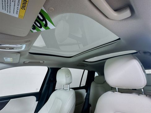 Certified 2022 Mercedes-Benz GLB 250 GLB 250 image 22