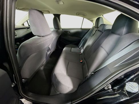 Used 2025 Toyota Corolla LE FWD image 24