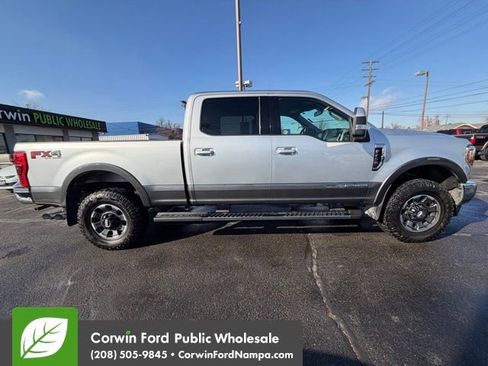 Used 2018 Ford F250 Lariat w/ Lariat Value Package image 4