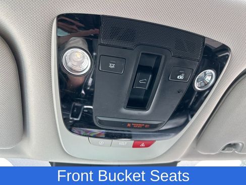 Used 2023 Kia Sorento SX image 32