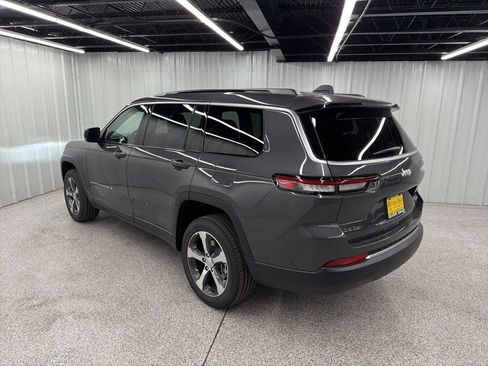 New 2026 Jeep Grand Cherokee L Limited RWD image 4