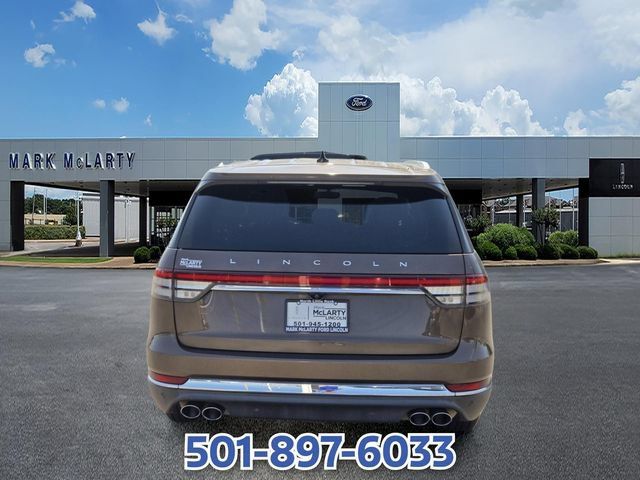 Used 2022 Lincoln Aviator Reserve w/ Equipment Group 201A AWD/4WD image 4