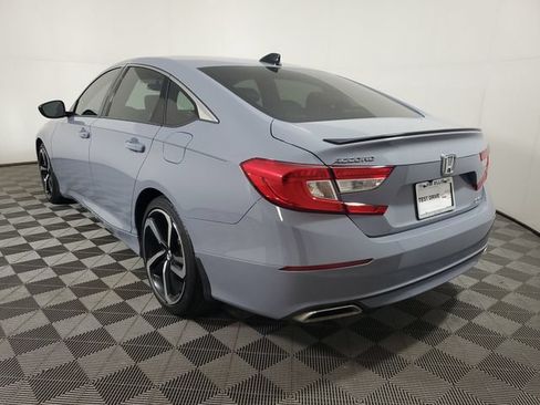 Used 2022 Honda Accord Sport image 4