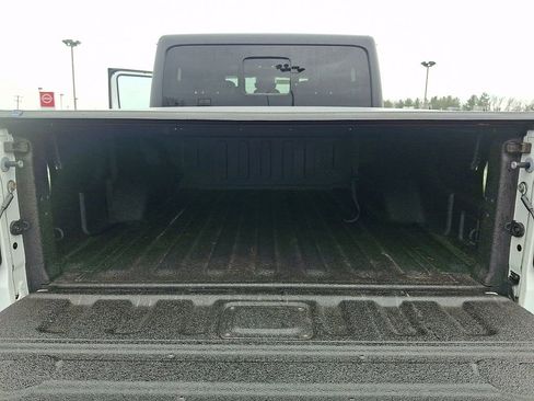 Used 2020 Jeep Gladiator Overland image 27