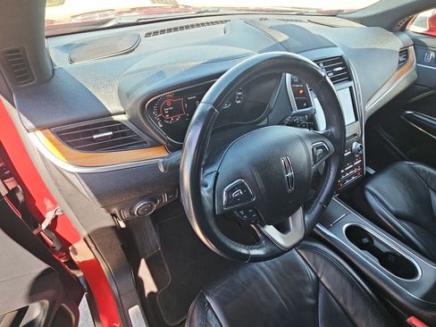 Used 2019 Lincoln MKC Select w/ Select Plus Package image 14