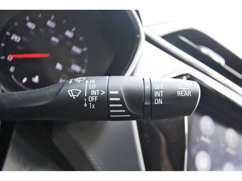 Used 2021 Chevrolet TrailBlazer LT w/ Convenience Package image 12