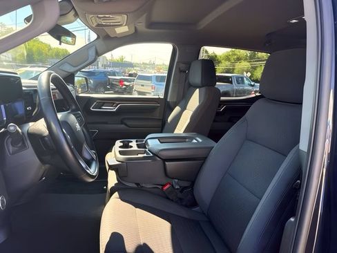 Used 2023 Chevrolet Silverado 1500 LT AWD/4WD image 13