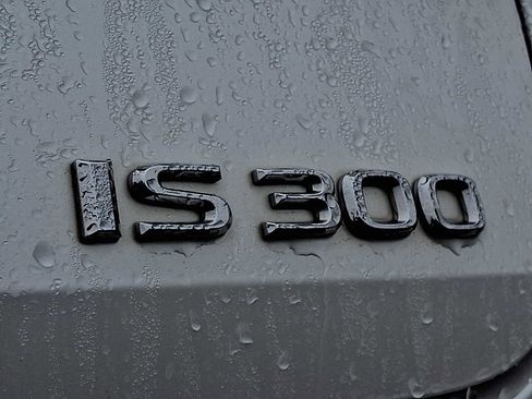 Used 2021 Lexus IS 300 w/ Comfort Package RWD image 29