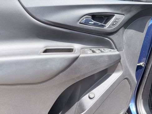 Used 2022 Chevrolet Equinox LT AWD/4WD image 14