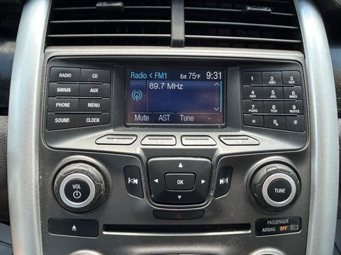 Used 2012 Ford Edge SE FWD image 22