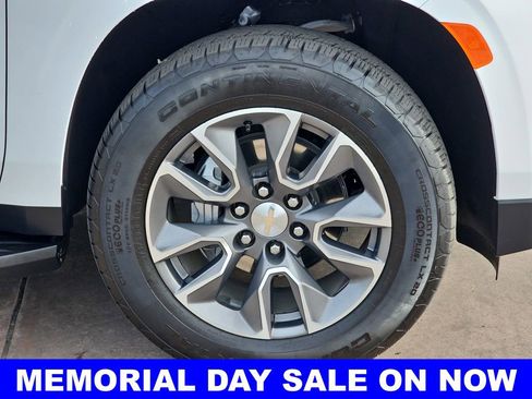 Used 2024 Chevrolet Tahoe LS RWD image 39