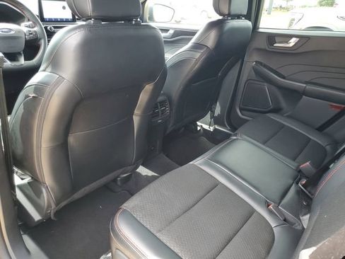 Used 2025 Ford Escape ST-Line AWD/4WD image 28