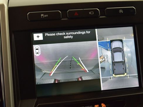 Used 2018 Ford F150 Lariat w/ Equipment Group 502A Luxury image 17