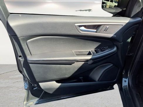 Used 2023 Ford Edge SEL w/ Convenience Package image 17
