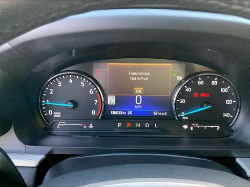 Used 2021 Ford Explorer XLT w/ Equipment Group 202A RWD image 24