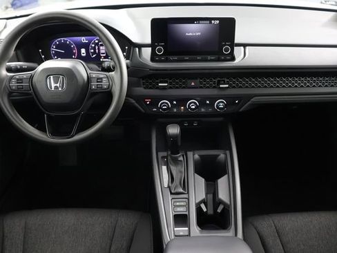 Certified 2025 Honda Accord SE image 2