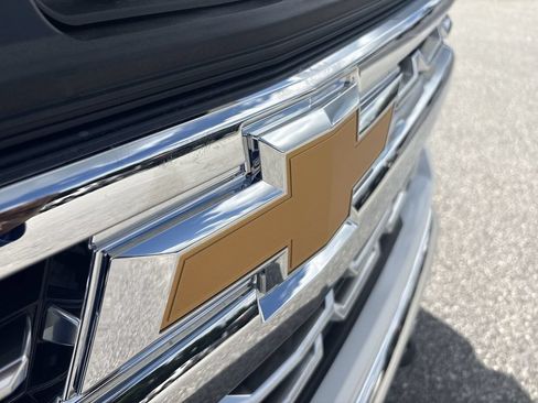 Certified 2024 Chevrolet Silverado 1500 LTZ AWD/4WD image 30