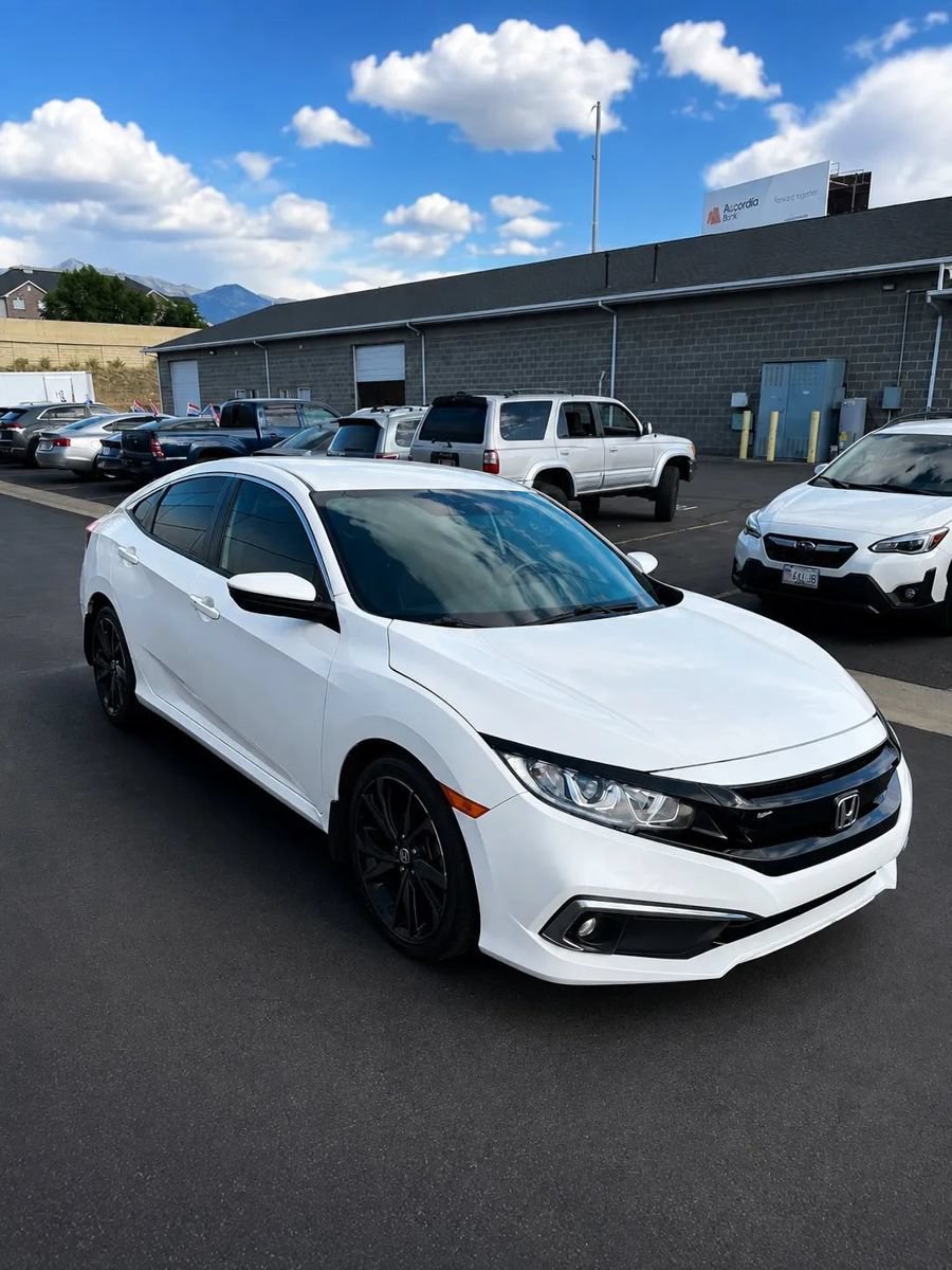 Used 2020 Honda Civic Sport image 3