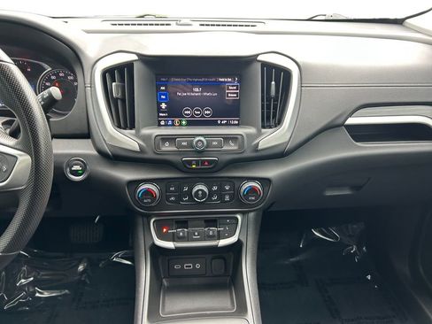 Used 2022 GMC Terrain SLE w/ Driver Convenience Package AWD/4WD image 12