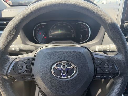 Used 2024 Toyota RAV4 XLE AWD/4WD image 14