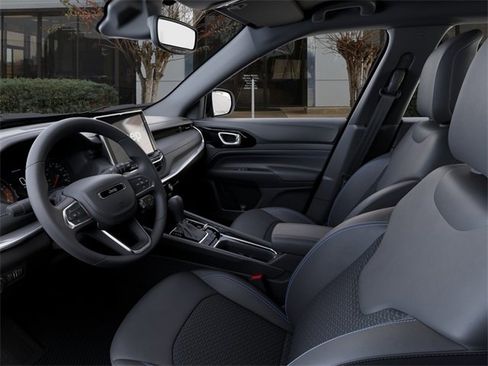 New 2026 Jeep Compass Latitude image 22