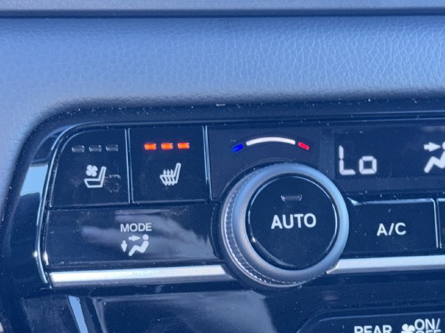 Certified 2026 Honda Pilot Black Edition image 41