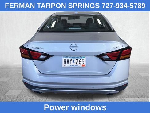 Used 2024 Nissan Altima 2.5 SV w/ SV Premium Package FWD image 8